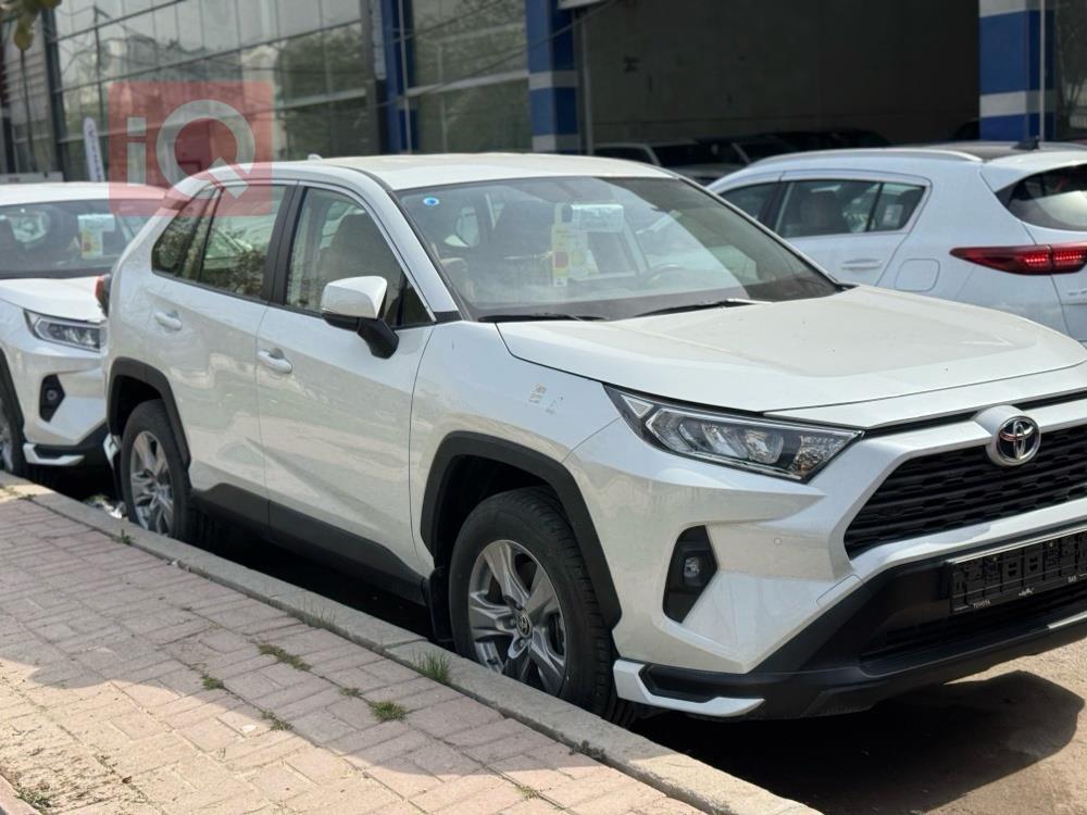 تويوتا راف 4